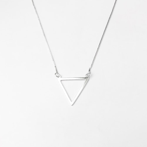 Produto Gargantilha com Triângulo Geométrica - 40cm