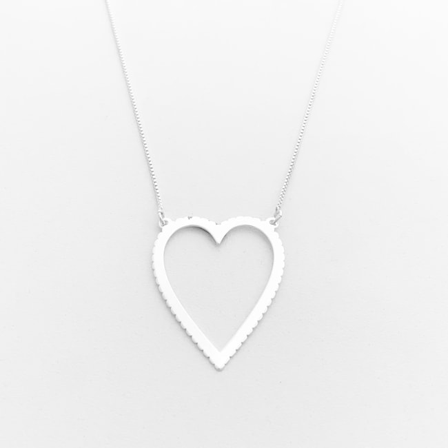 Gargantilha Coração Grande Vazado 