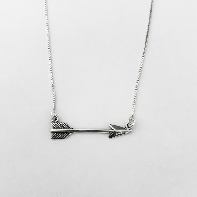 Gargantilha de Flecha - 45cm