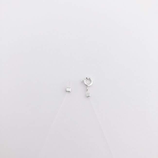 Gargantilha Ponto de Luz com Fio de Nylon - 40CM