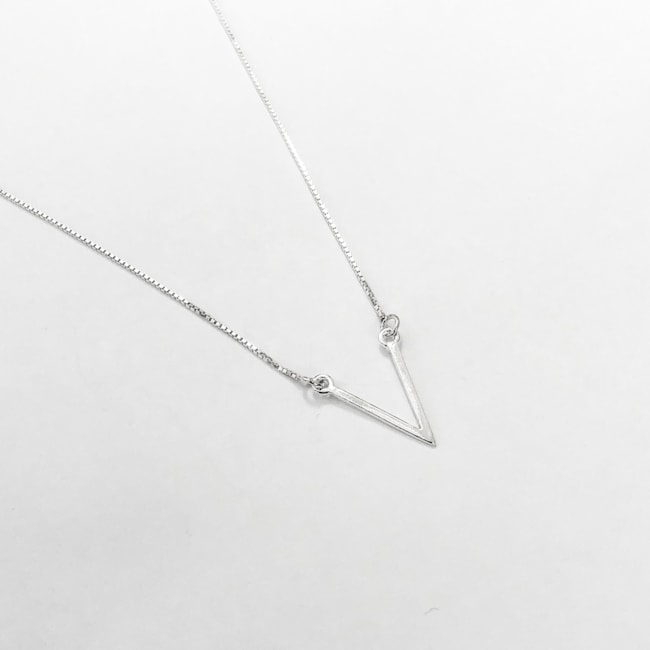 Gargantilha Veneziana com Detalhe em V - 40cm