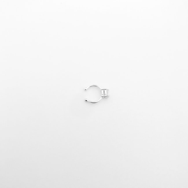 Piercing Fake com Zircônia Cristal Oval 