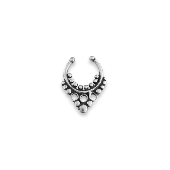 Piercing Fake Geométrico