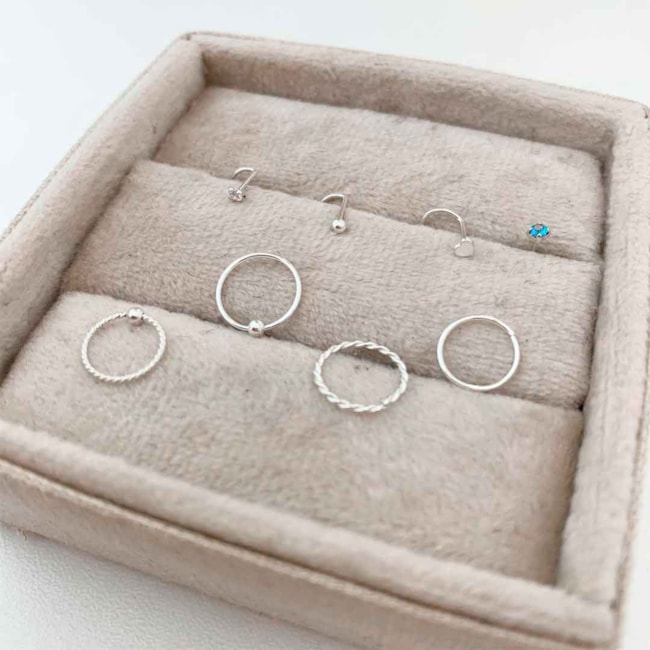 Piercing para Furo de Nariz de Coração