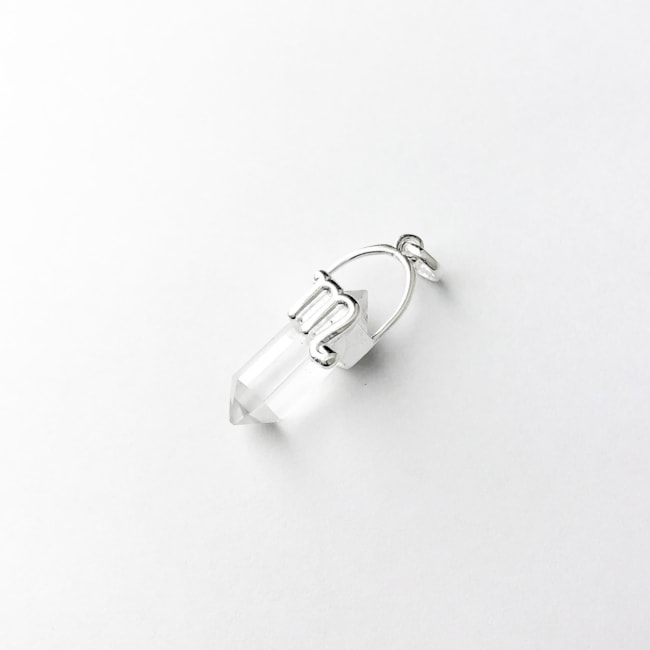 Pingente Cristal Quartzo Transparente Signo Escorpião
