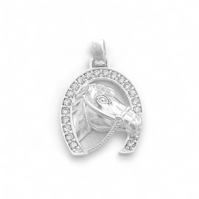 Pingente de Cavalo Abaulado com Ferradura Cravejada 