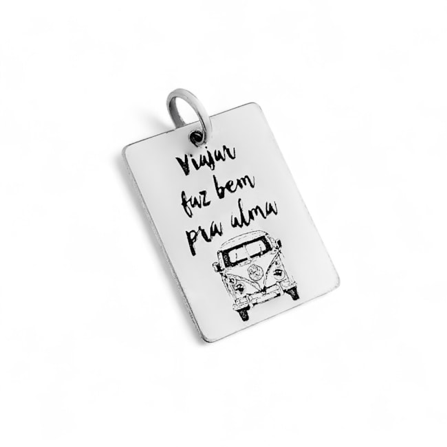 Pingente de Plaquinha "Viajar faz bem pra alma"