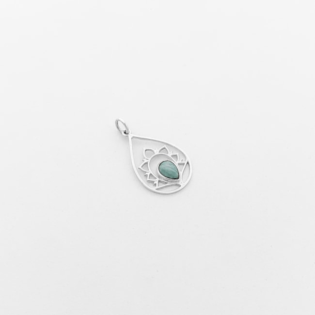 Pingente Floral em Gota com Calcedônia