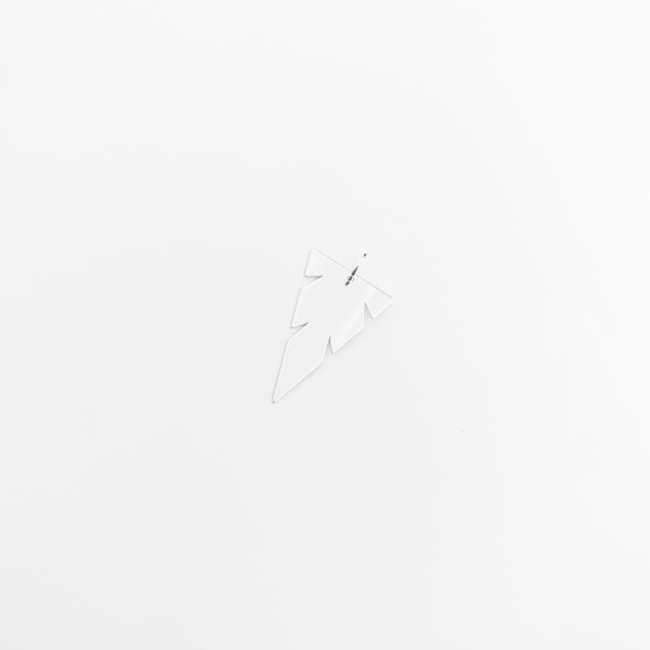 Pingente Laser Triângulo com Cortes Laterais 