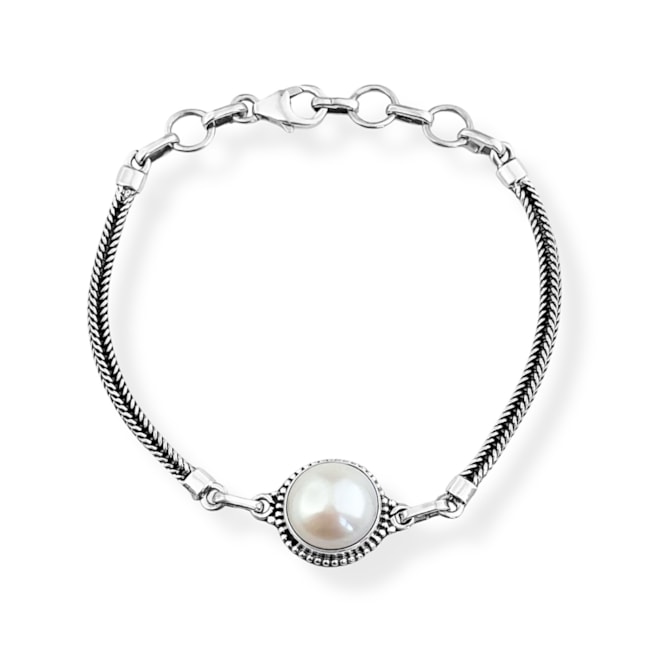 Pulseira Boho com Pérola Redonda e Detalhes ao Redor - 16,5cm