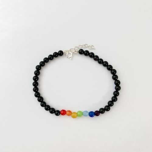 Produto Pulseira com Pedras Ágata Negra e Jade Coloridas