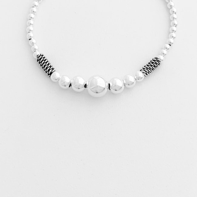 Pulseira de Bolas com Trançado Trabalhado