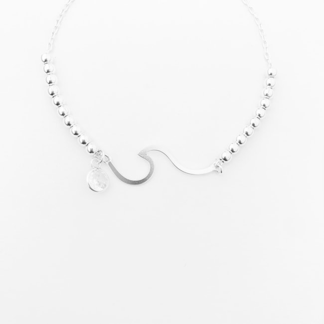 Pulseira de Bolinhas com Pingente de Onda com Zircônia - 17cm