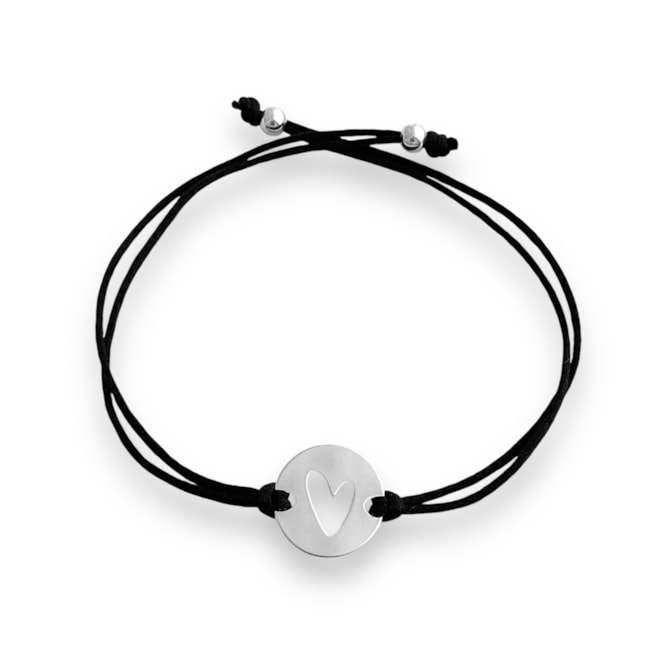 Pulseira de Fio Acetinado Preta com Pingente de Coração Vazado