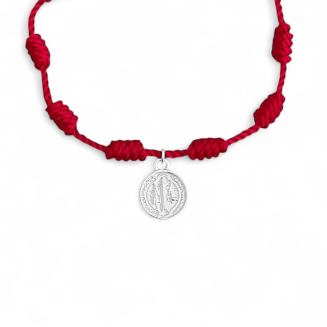 Pulseira De Fio Cordone Vermelho com Pingente de São Bento 