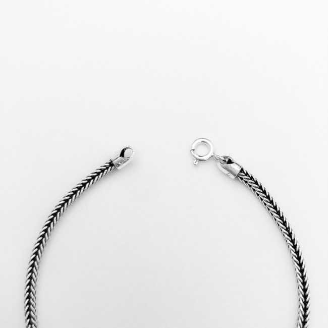 Pulseira Fina Boho Trançada - 18cm 