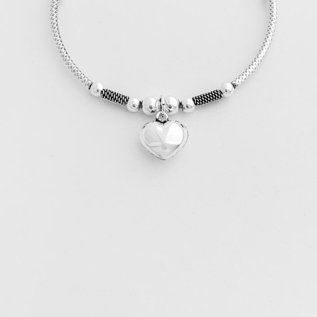 Pulseira Rígida com Pingente de Coração 